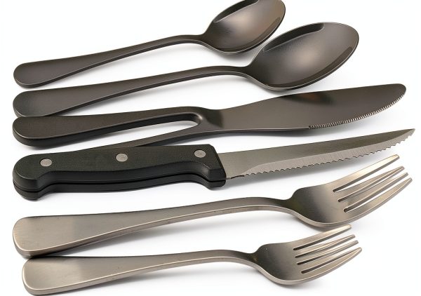 Silverware Set EWFEN 24-Piece Black Flatware for 4 with Steak Knives-1